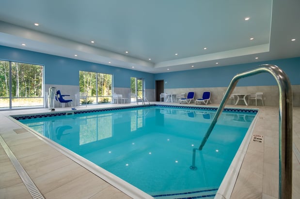 Images Holiday Inn Express & Suites Muskegon - Grand Haven by IHG