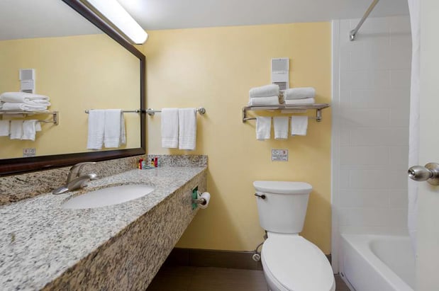 Images Best Western Louisville East Inn & Suites