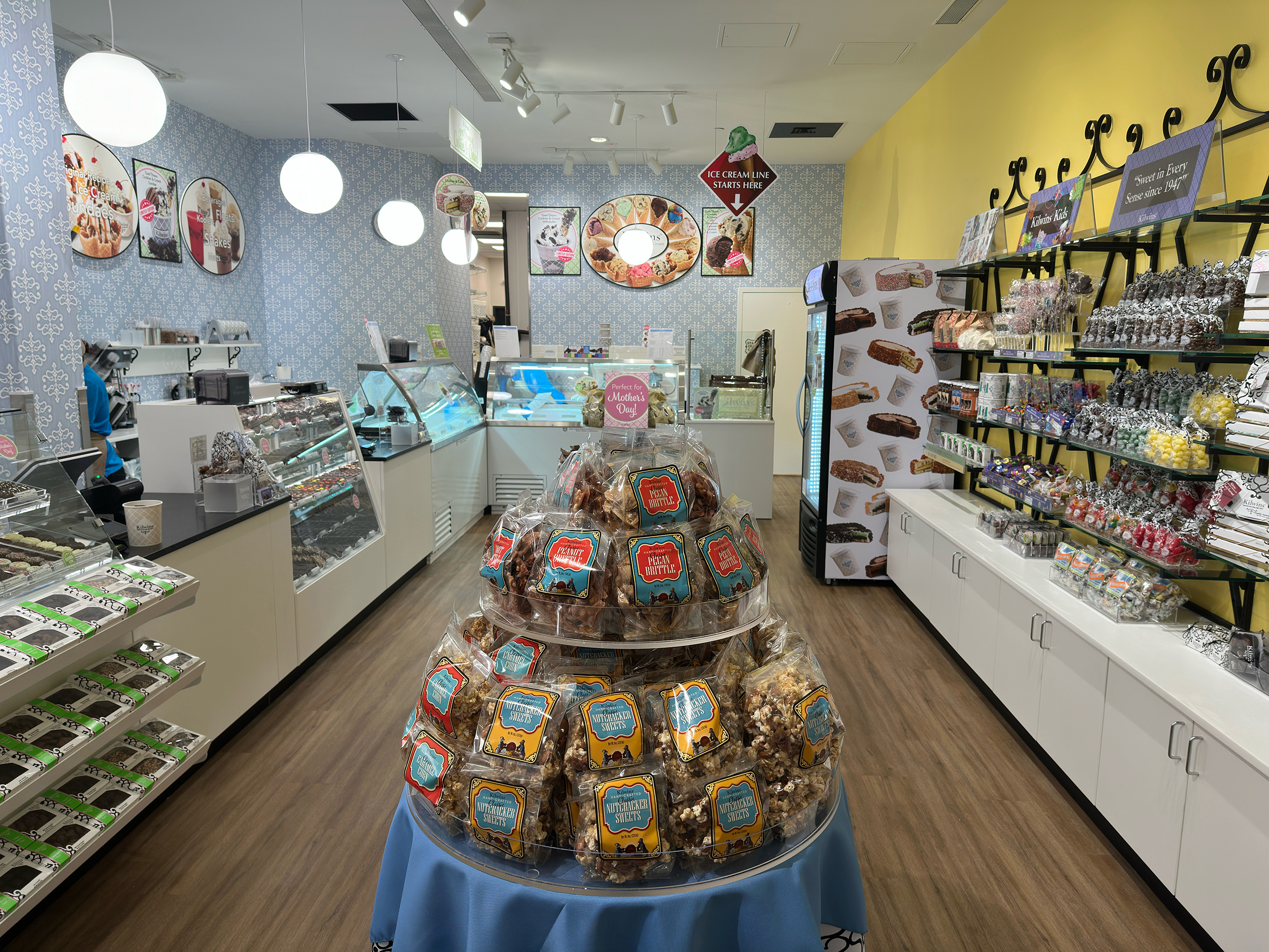 Interior -- A display of confectionery goods from Kilwins - Richmond - Short Pump