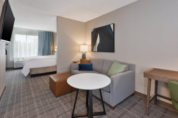 Images Staybridge Suites Pittsburgh Airport by IHG