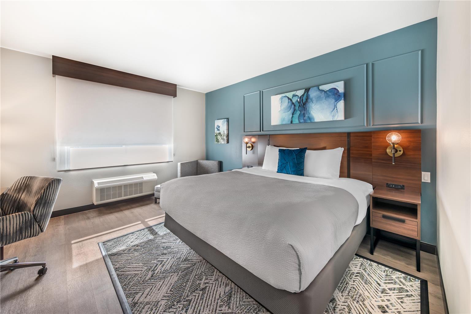 King Guestroom
