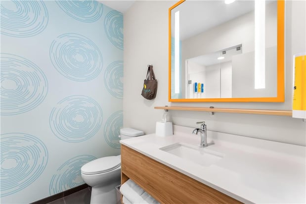 Images Tru by Hilton Pensacola I-10 North Davis Highway