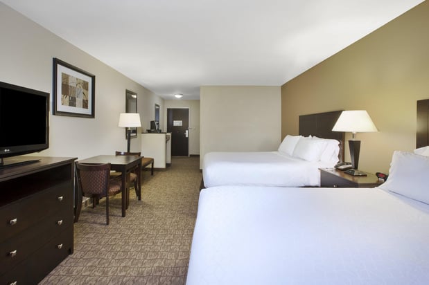 Images Holiday Inn Express & Suites Wheeling by IHG