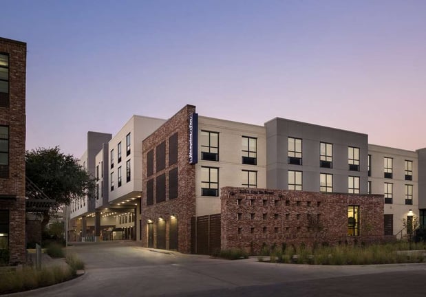 Images Hampton Inn Austin East Side 5th Street