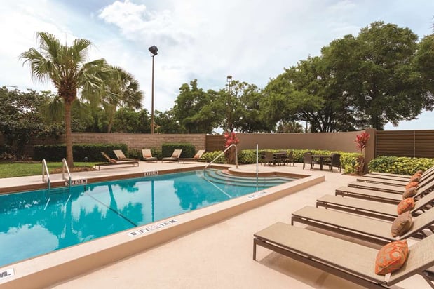 Images Embassy Suites by Hilton Orlando International Drive ICON Park