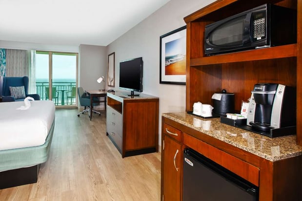 Images Hilton Garden Inn Virginia Beach Oceanfront