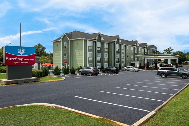 Images SureStay Plus by Best Western Sevierville