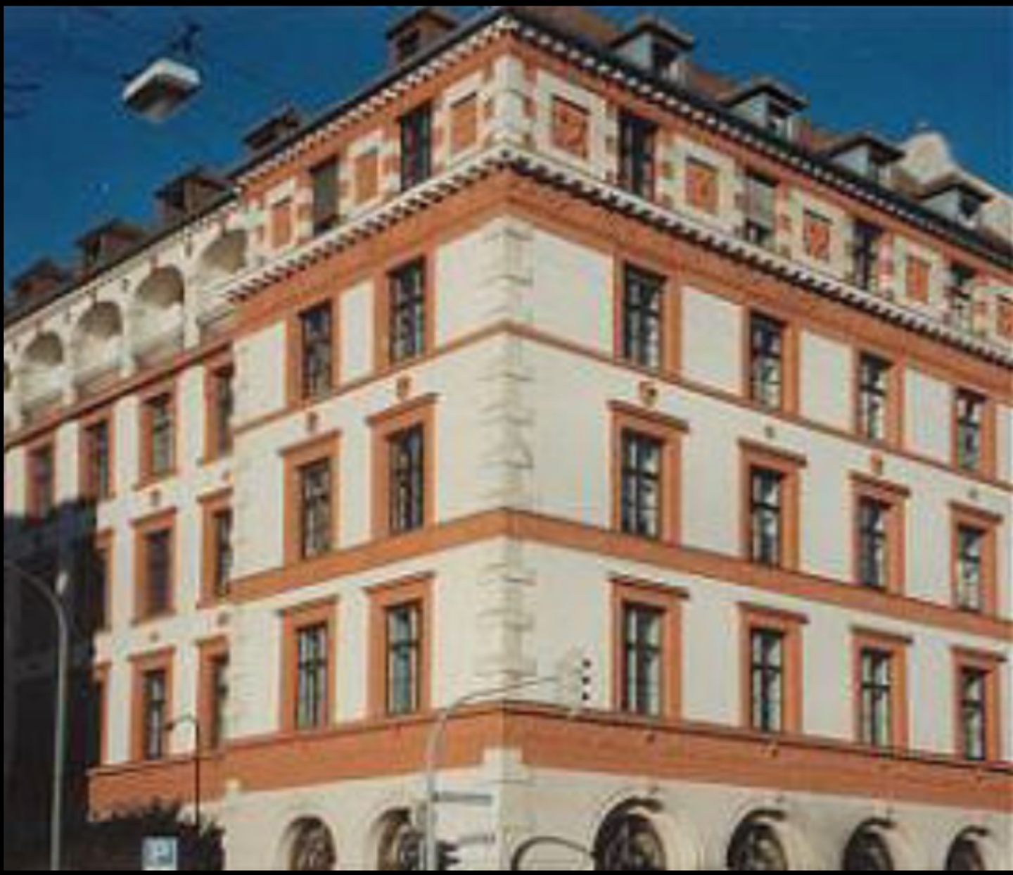Richard Wörle GmbH Malermeisterbetrieb, Untere Weidenstraße 25A in München