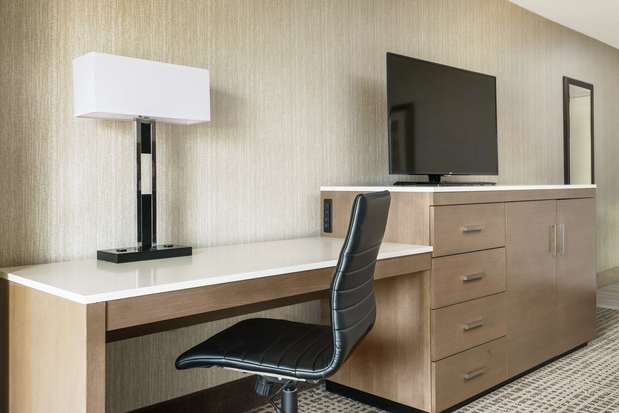 Images DoubleTree by Hilton Hotel Colorado Springs