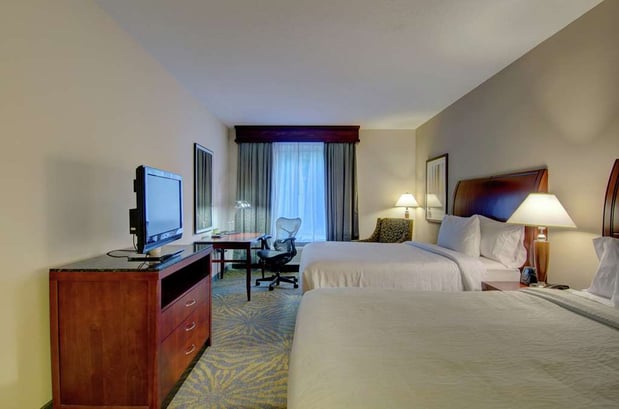 Images Hilton Garden Inn Norwalk