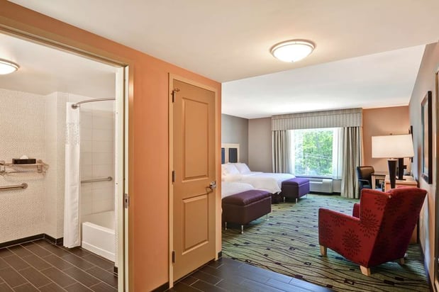Images Hampton Inn & Suites Raleigh/Crabtree Valley