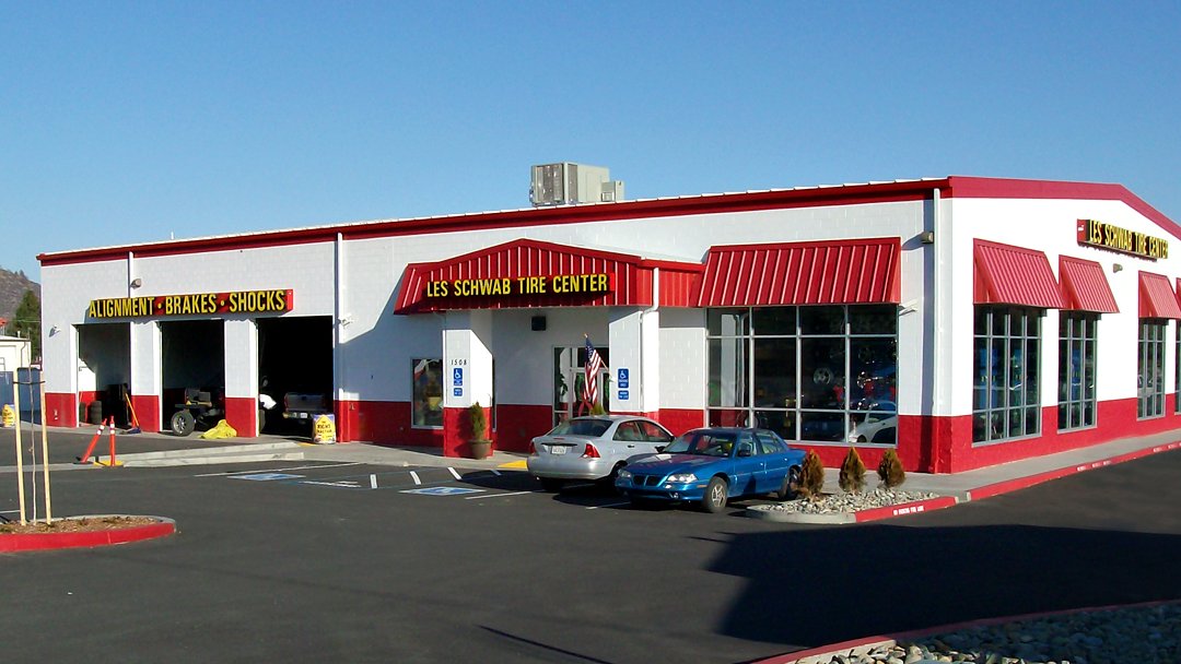 Les Schwab Tire Center