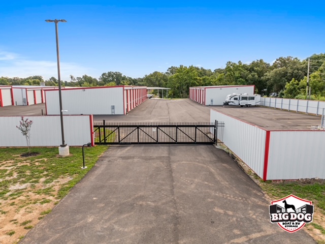 Images Big Dog Boat & RV Storage