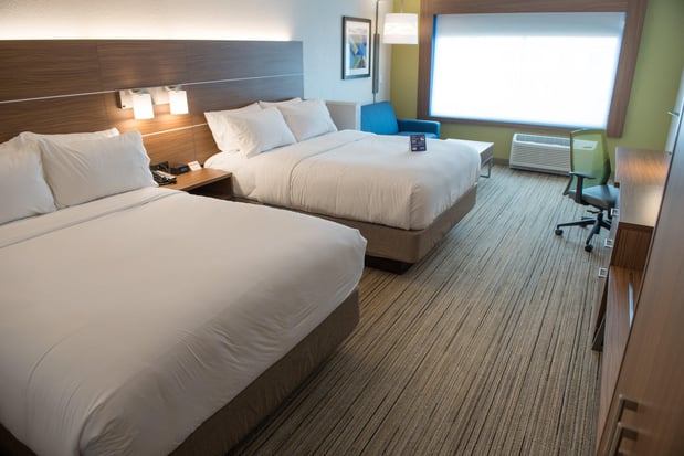 Images Holiday Inn Express & Suites Dayton SW - University Area by IHG