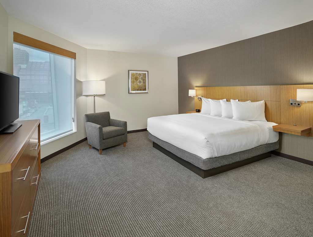 Images DoubleTree by Hilton Edmonton Downtown