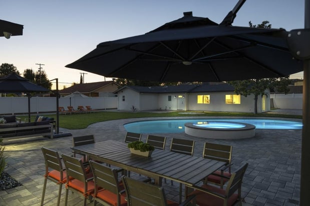 Images Deluxe Treatment Center