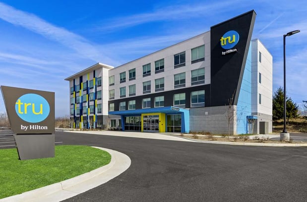 Images Tru by Hilton Christiansburg