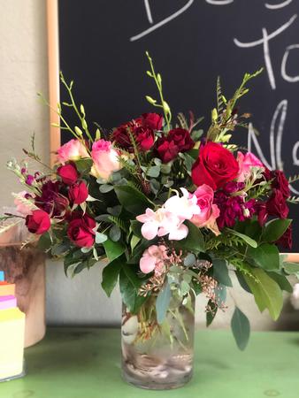 Images Love N’ Bloom Flower Shop