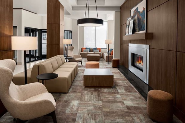 Images Hilton Garden Inn Minneapolis Downtown