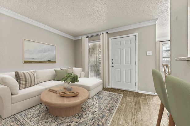 Images 5636 Apartment Homes