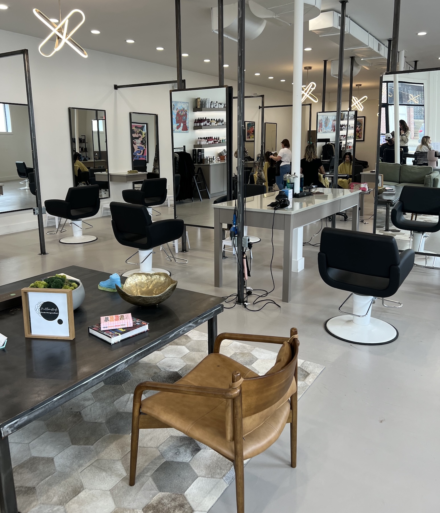 L'Oréal Professionnel Hair Salon Offering Haircuts, Color, Treatments, Extensions & More