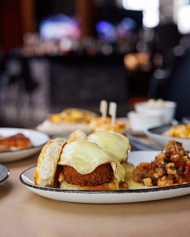 Images 1717 KITCHEN + COCKTAILS