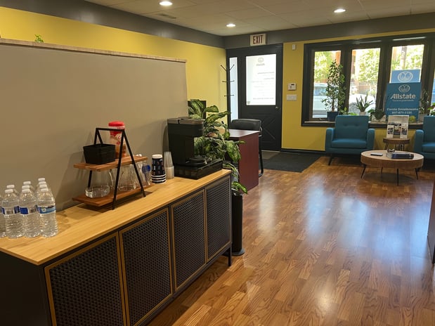 Images Dorota Smialkowska: Allstate Insurance