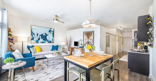 Images MAA 220 Riverside