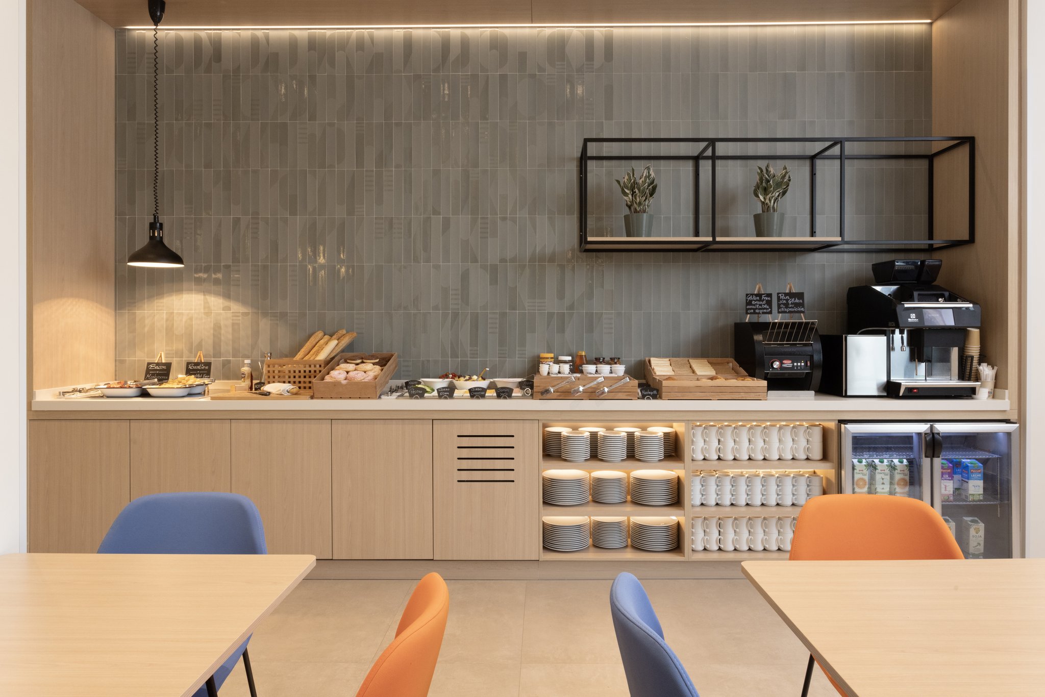Images Staybridge Suites Malaga by IHG