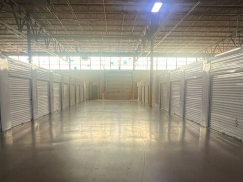 Images Extra Space Storage