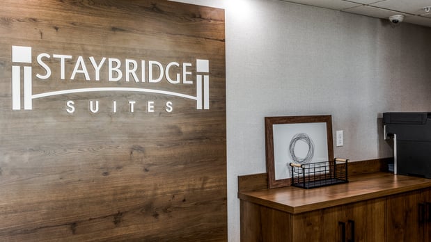Images Staybridge Suites Dallas Market Ctr Love Field by IHG