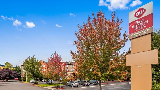 Images Best Western Plus Vancouver Mall Dr. Hotel & Suites