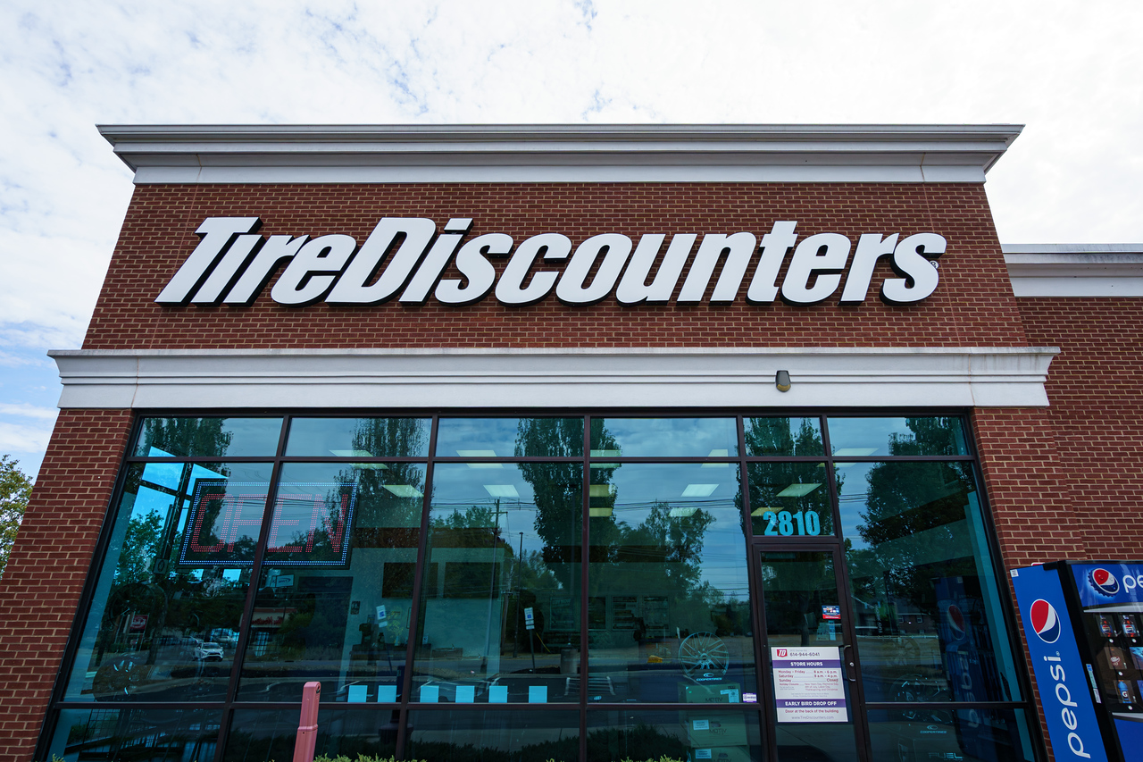 Tire Discounters on 2810 Stelzer Rd in Columbus