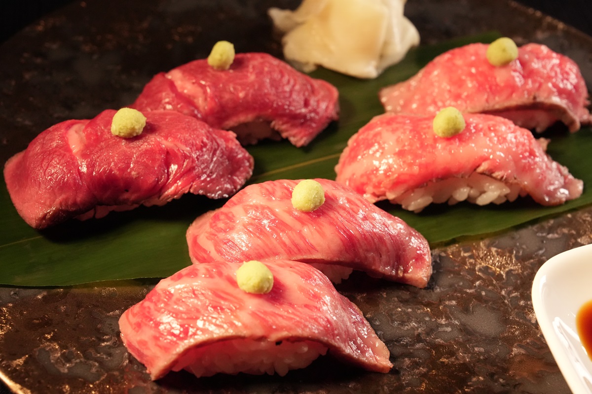 Images 炭火焼肉　月和