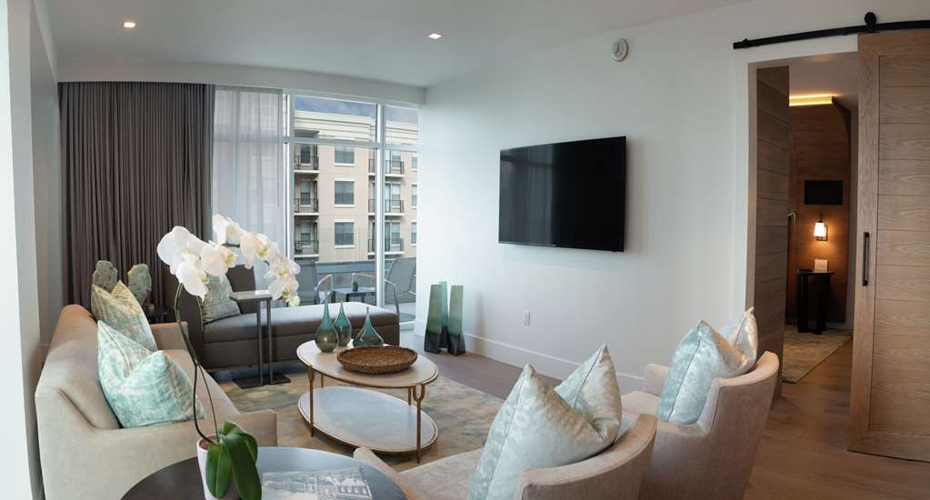Guest room