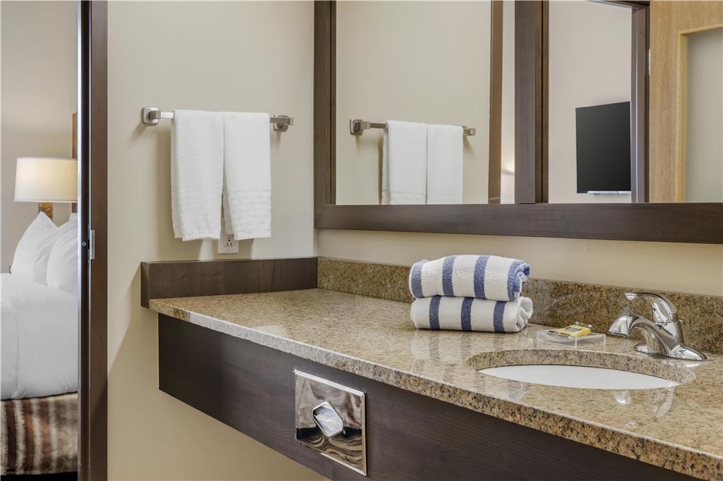 Images Best Western Plus Bridgewater Hotel & Convention Centre