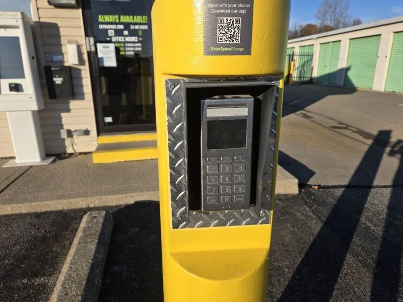 Keypad - Extra Space Storage at 900 Urlin Ave, Columbus, OH 43215