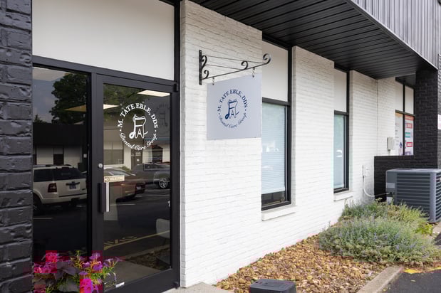 Images Tate Eble, DDS