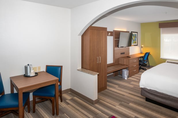 Images Holiday Inn Express & Suites Stroudsburg-Poconos by IHG