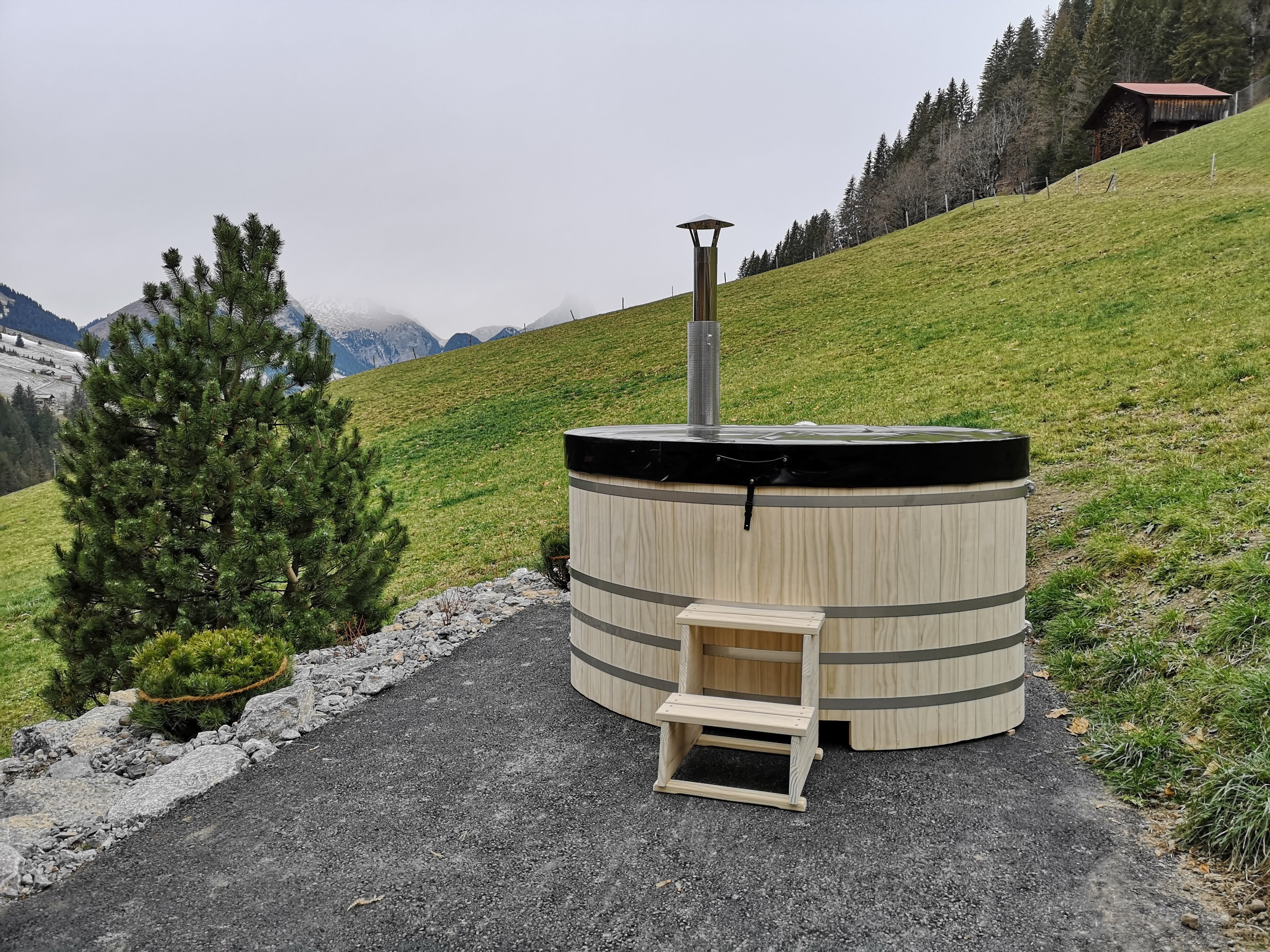 Bilder Saunafass und i-POT Hotpot Schweiz - wellnessunderthesky im wellness-onlineshop