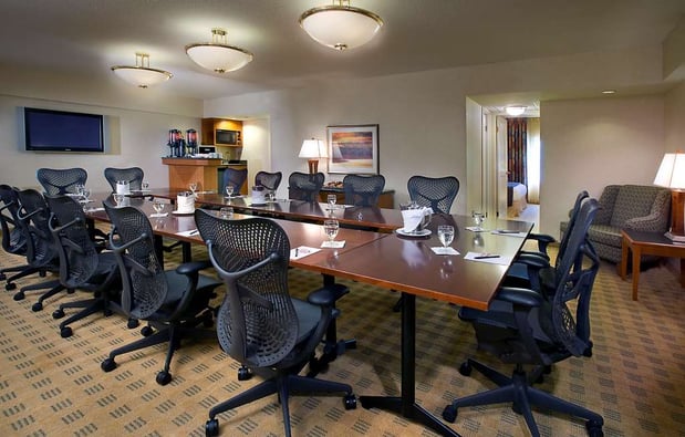 Images DoubleTree Suites by Hilton Hotel & Conference Center Chicago-Downers Grove