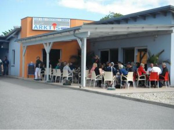 Arktis Cafe, Gewerbestraße 1 in Loipersdorf-Kitzladen