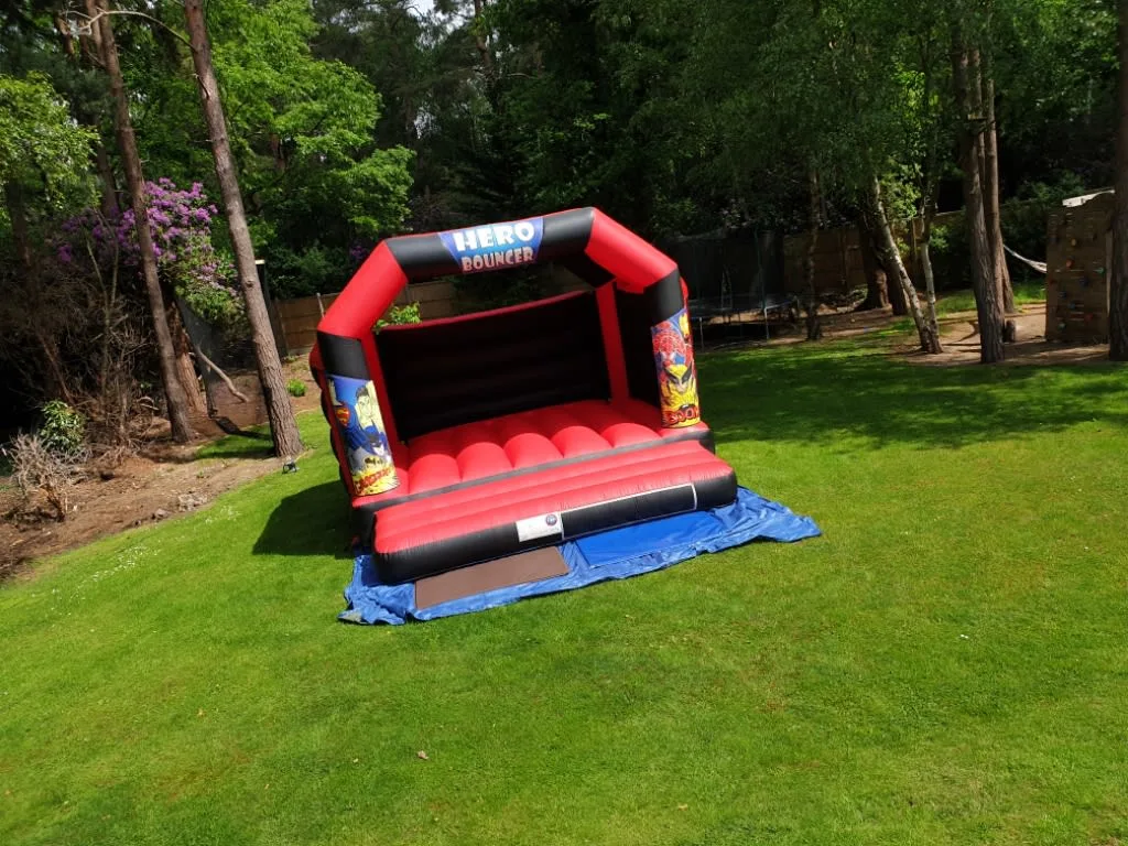 Images Top Banana Bouncy Castles