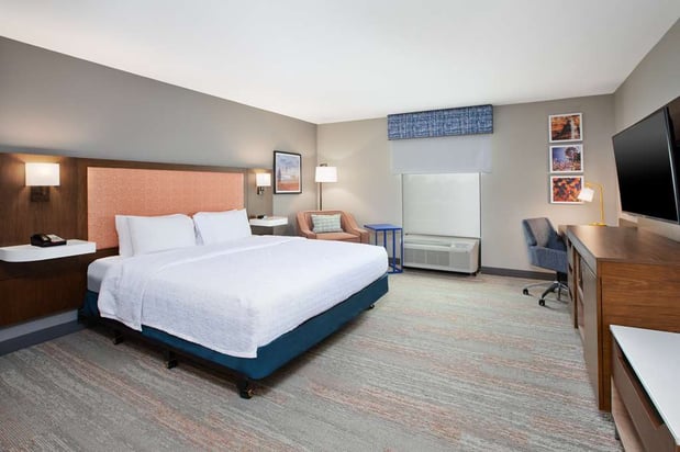 Images Hampton Inn Clinton