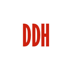 Dawn's Dog House LLC Logo