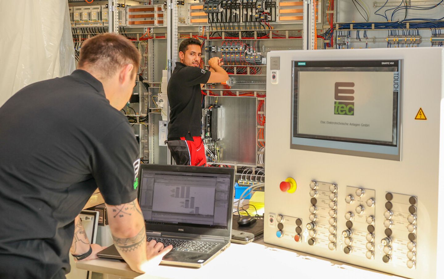 Etec Elektrotechnische Anlagen GmbH, Auf'm Angst 2 in Velbert