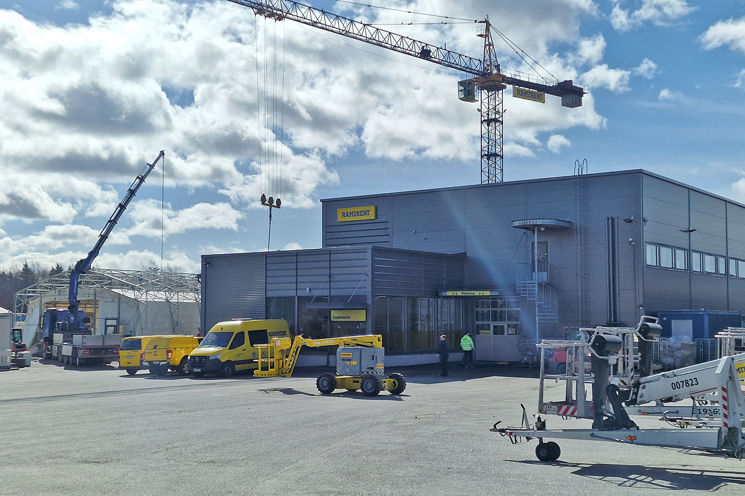 Images Ramirent konevuokraamo Turku