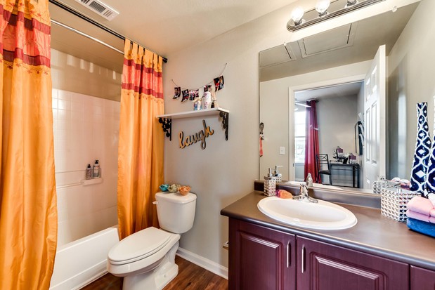 Images Maverick Place Apartments