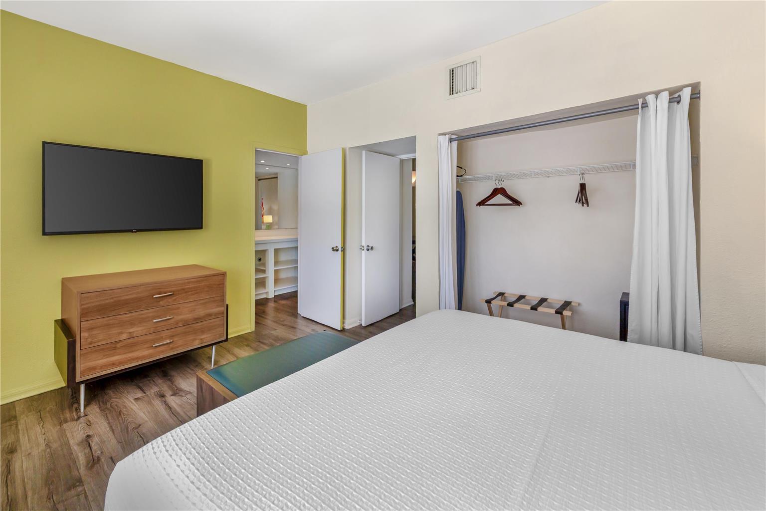 King Suite
