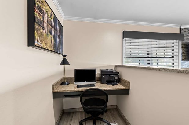 Images Best Western Delhi Inn